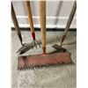 Image 8 : Gardening Lot