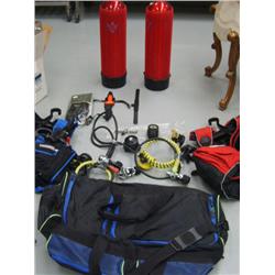 Two scuba tanks (Sherwood scuba 5000), two regulators (Sherwood brute), data max two compass, gear b