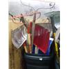 Image 4 : Lawn and garden supplies - shovels, rakes, garbage cans, wheel barrow (256)