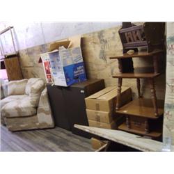 single bed set, two end tables, salmon cans, halogen light, craftsman paint roller  (256)