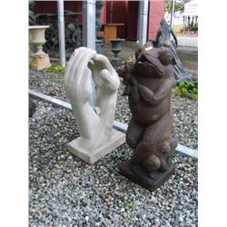 Lot of frog and hands - frog is a fountain, chipped, hands have chipped finger (2)