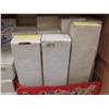 Image 1 : Box of baseball cards (221)