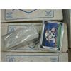 Image 3 : Box of baseball cards (221)