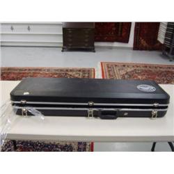 Jackson professional serial #502397 Ducan design Electric guitar with extra strings and hard case (2