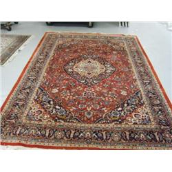 Beautiful hand knotted oriental carpet (258)
