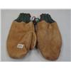 Image 6 : Lot of 3 pairs of mukluks with beaver trim and moose hide mittens (255)