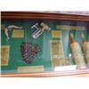 Image 8 : Lot of 2 shelves of nautical ships in a bottle & shadow boxes (8888)