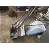 Image 1 : 8 shovels