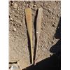 Image 2 : two paddle oars