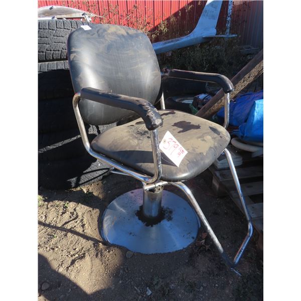 barber / hairdresser chair