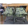 Image 2 : 2 new folding camo chairs