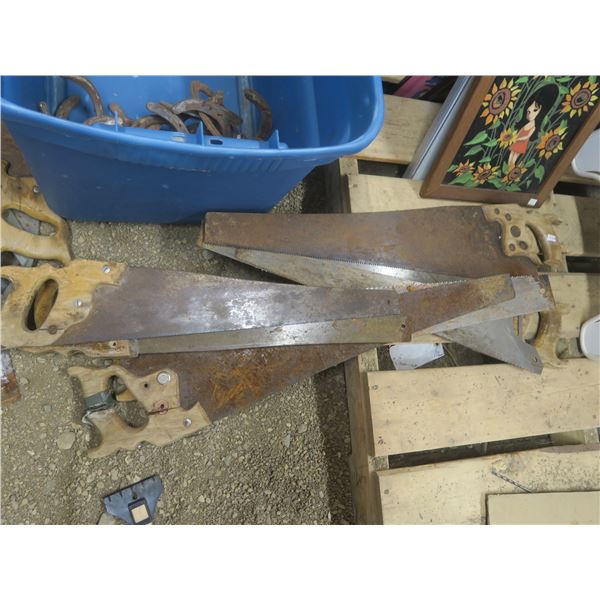 lot of carpenter saws