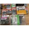 Image 4 : box of assorted screws