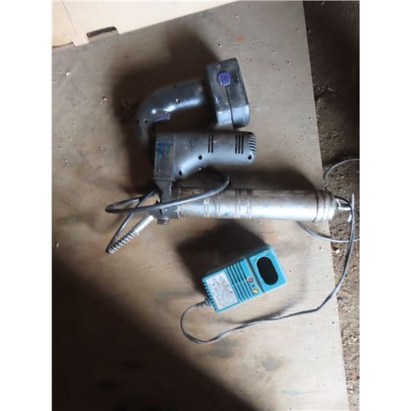 cordless grease gun + battery and charger