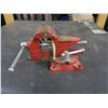 Image 1 : small bench vice