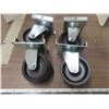 Image 3 : 4 swivel casters