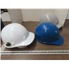 Image 3 : 3 hardhats