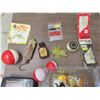 Image 3 : fish finder no cords , assorted tackle