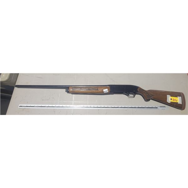 Winchester Model 1400 20 ga shotgun s/n 152778 (missing action release)