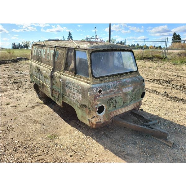 Thames Freightliner 300 van converted to trailer w/ contents