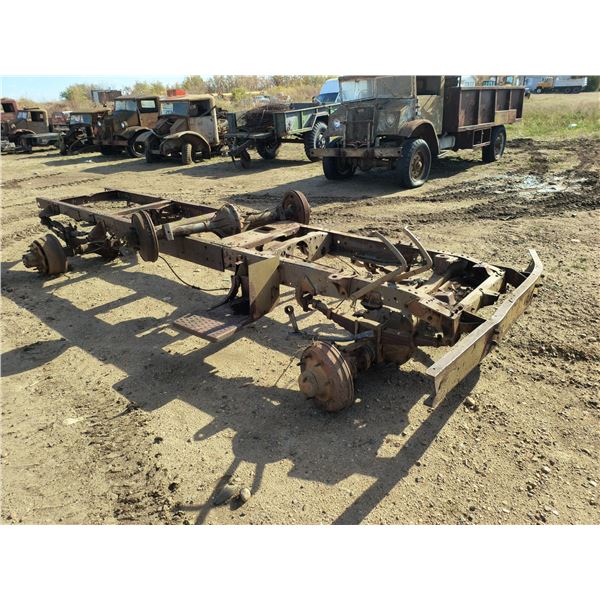 1940s Ford 4x4 frame with extra differential