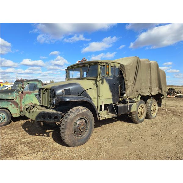 6x6 2.5ton M-135 army truck SER: 113501868