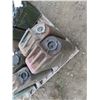 Image 1 : two military gas cans