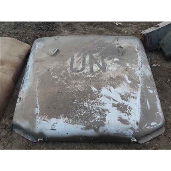 united nations army vehicle hood