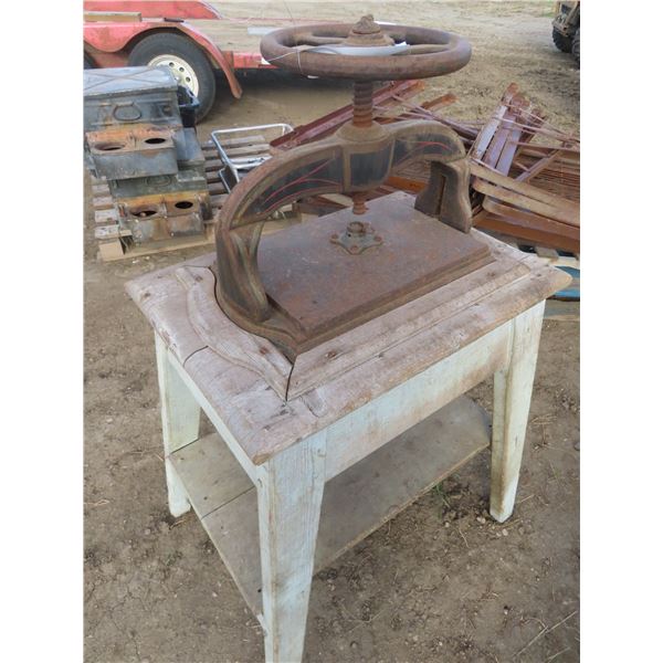 large press on stand