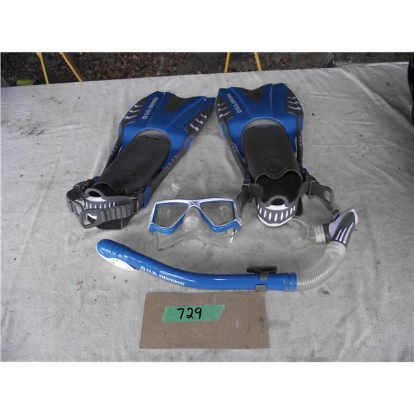 Kids Snorkel, Fin and Goggle set