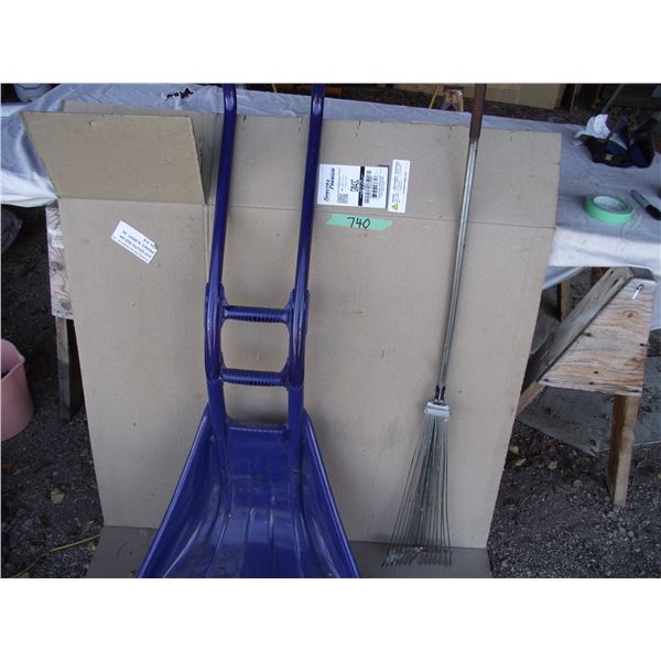 1- Big snow Shovel and 1- Fan rake (retractable) possible antique.