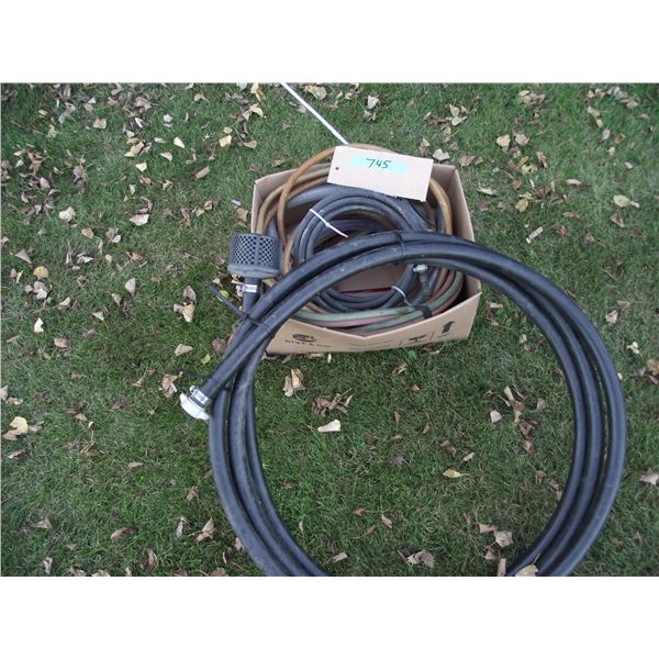 Quantity of hose pieces and fittings.