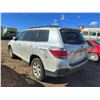 Image 6 : 2013 Toyota Highlander V6 AWD VIN: 5TDBK3EHXDS180710