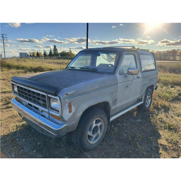 1987 Ford Bronco II 4WD VIN: 1FMCU14T1HUB54163