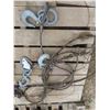 Image 2 : steel cable with tow hooks