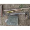 Image 1 : fuel tank , shovel , armed forces ski poles