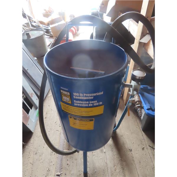 brand new 100lb pressurized sand blaster