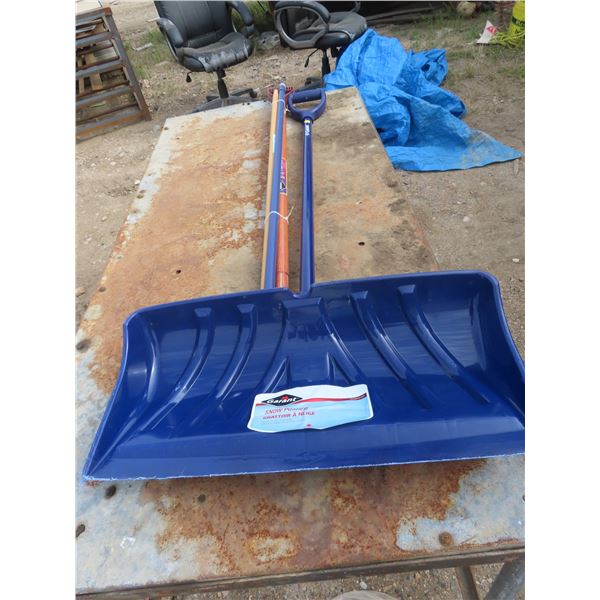 3 poles and nice shovel