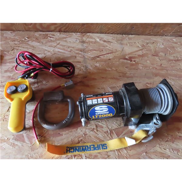 LT2000 super winch and controls