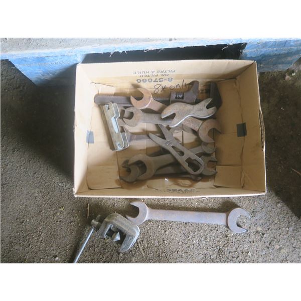 lot of vintage tools