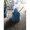 Image 2 : mop bucket with mop