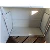 Image 2 : 30Lx24T" cabinet with adjustable shelf