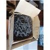 Image 2 : box of 3 1/2 coated nails
