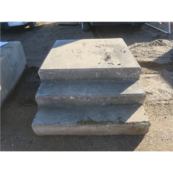 concrete steps 4ft-2"x6ft