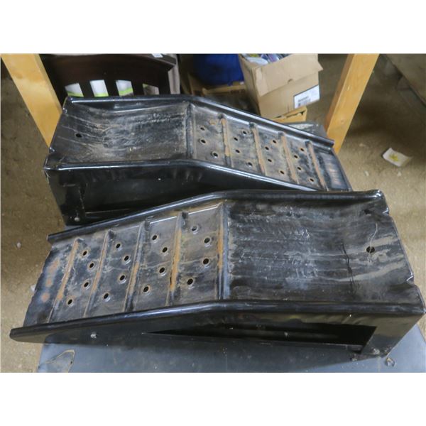 set of car ramps