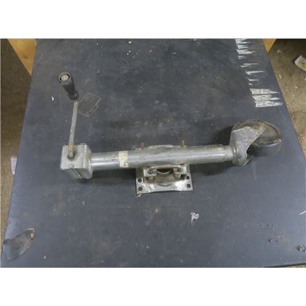 trailer jack with wheel