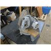 Image 3 : miter saw