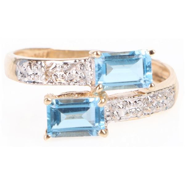 10K YELLOW GOLD BLUE TOPAZ DIAMOND LADIES RING