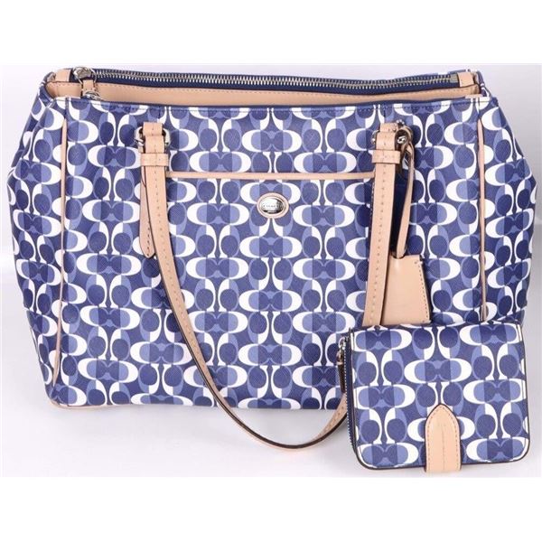 COACH NAVY & CREAM HANDBAG AND ZIP WALLET
