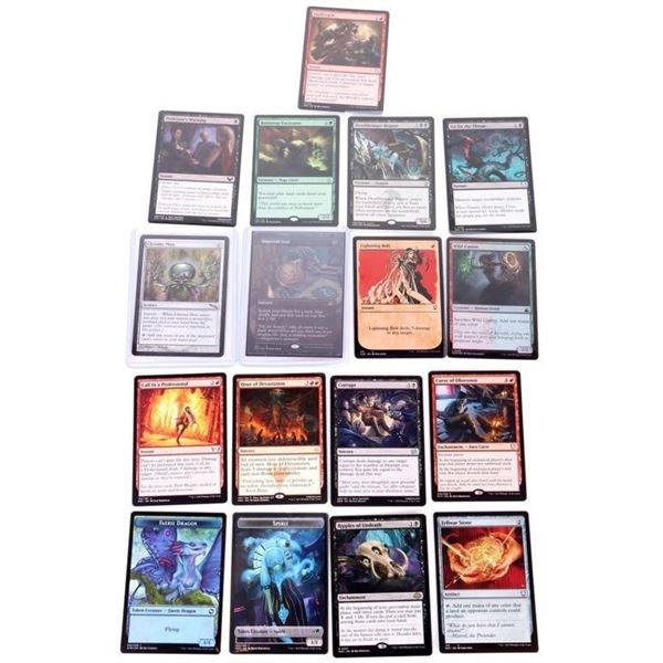 SMALL LOT OF VARIED  MAGIC THE GATHERING CARDS